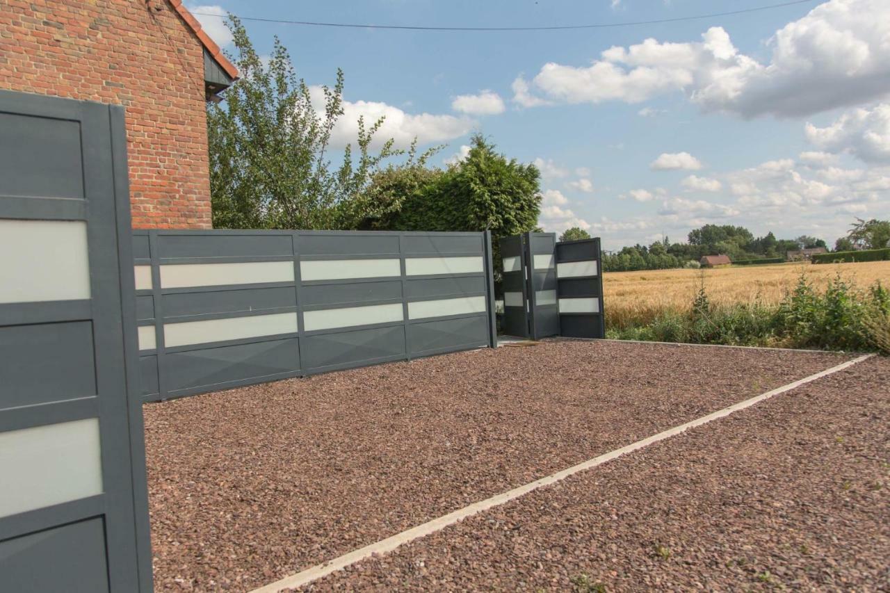 Gîtes de La Vesée La Chapelle d'Armentieres Esterno foto
